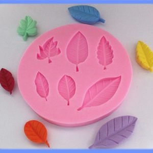 Molde de silicona con 6  tipos de  HOJAS  1U