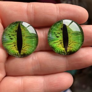 Ojos muy grandes de Gato & Dragón  de Vidrio   1 par 25 mm  VERDES