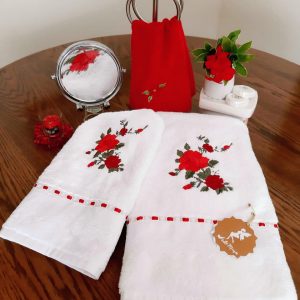 Toallas bordadas  de algodón   2 piezas