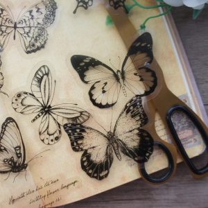 Láminas de PVC para decoupage  MARIPOSAS BLANCO Y NEGRO  .        1pack