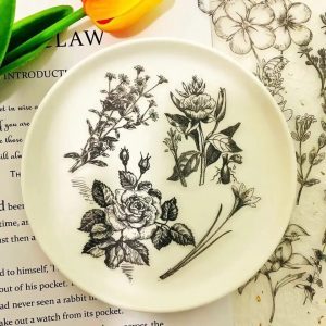 Láminas de PVC para decoupage  FLORES BLANCO Y NEGRO VINTAGE .        1pack